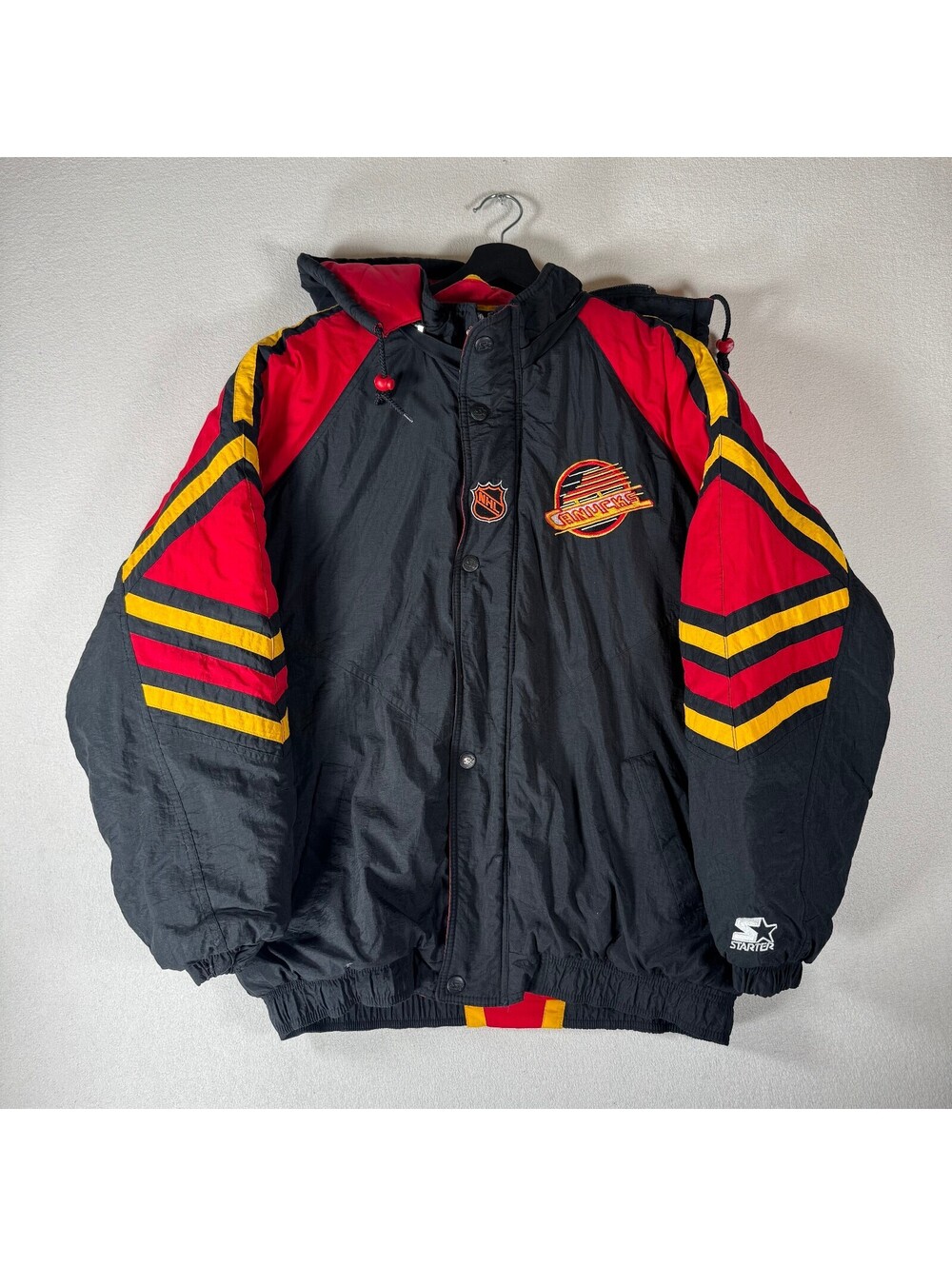 Vintage 90s Starter Vancouver Canucks NHL Jacket Hooded Sz L